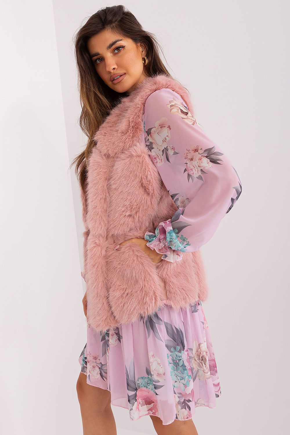 vest model 187526 AT
