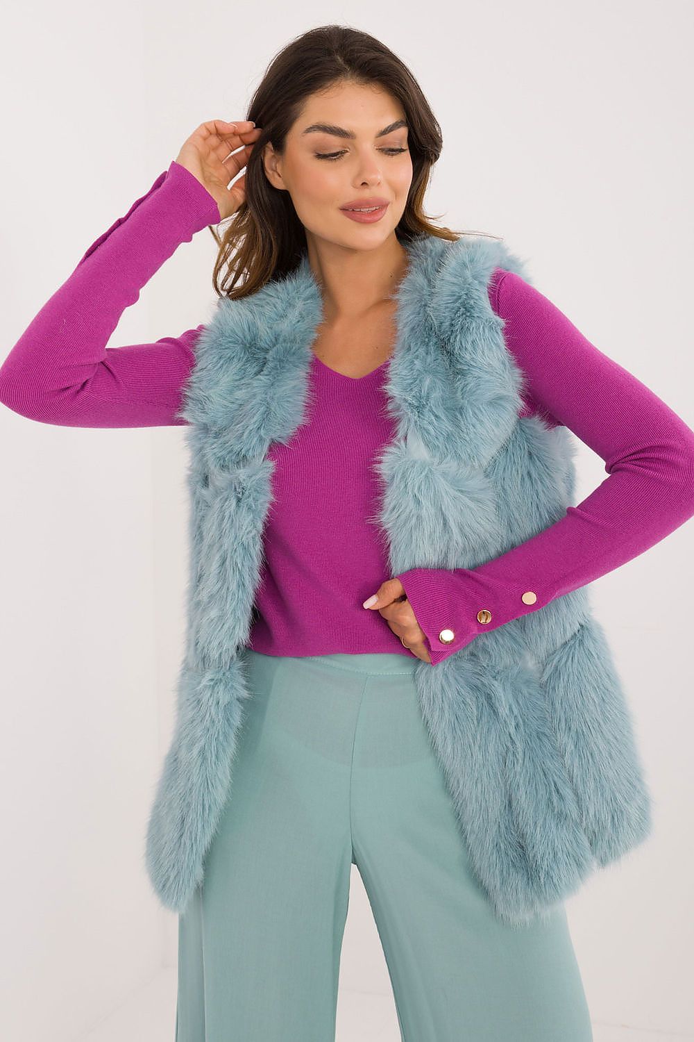 vest model 200199 AT
