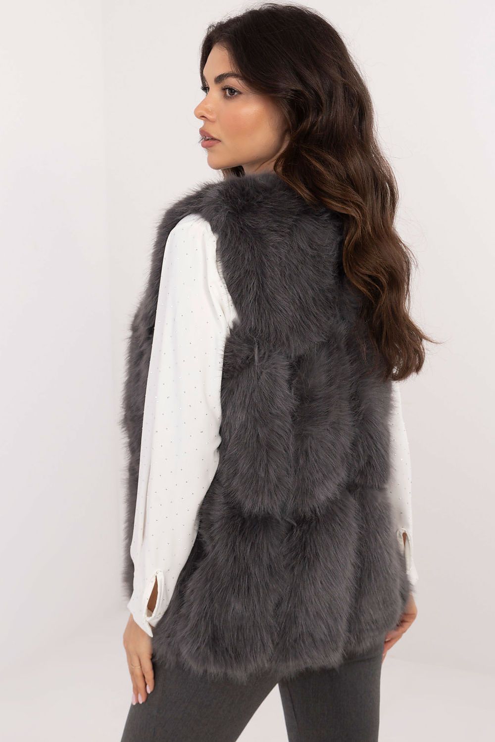 vest model 203666 AT