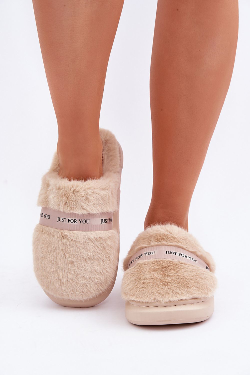 slippers model 204933 Step in style