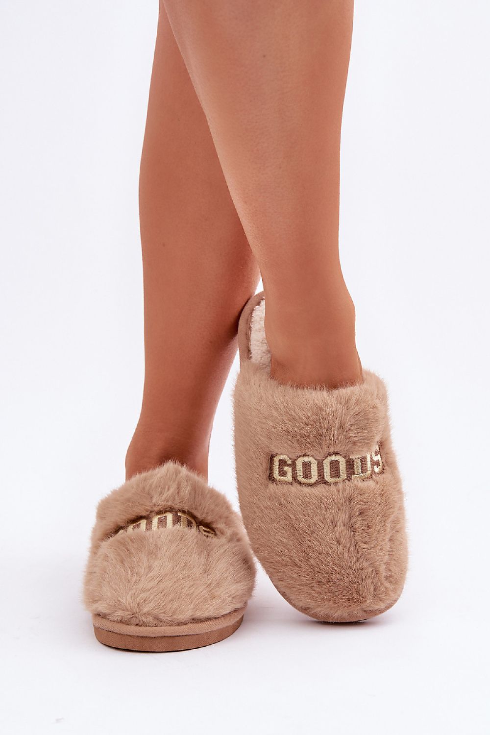 slippers model 204941 Step in style