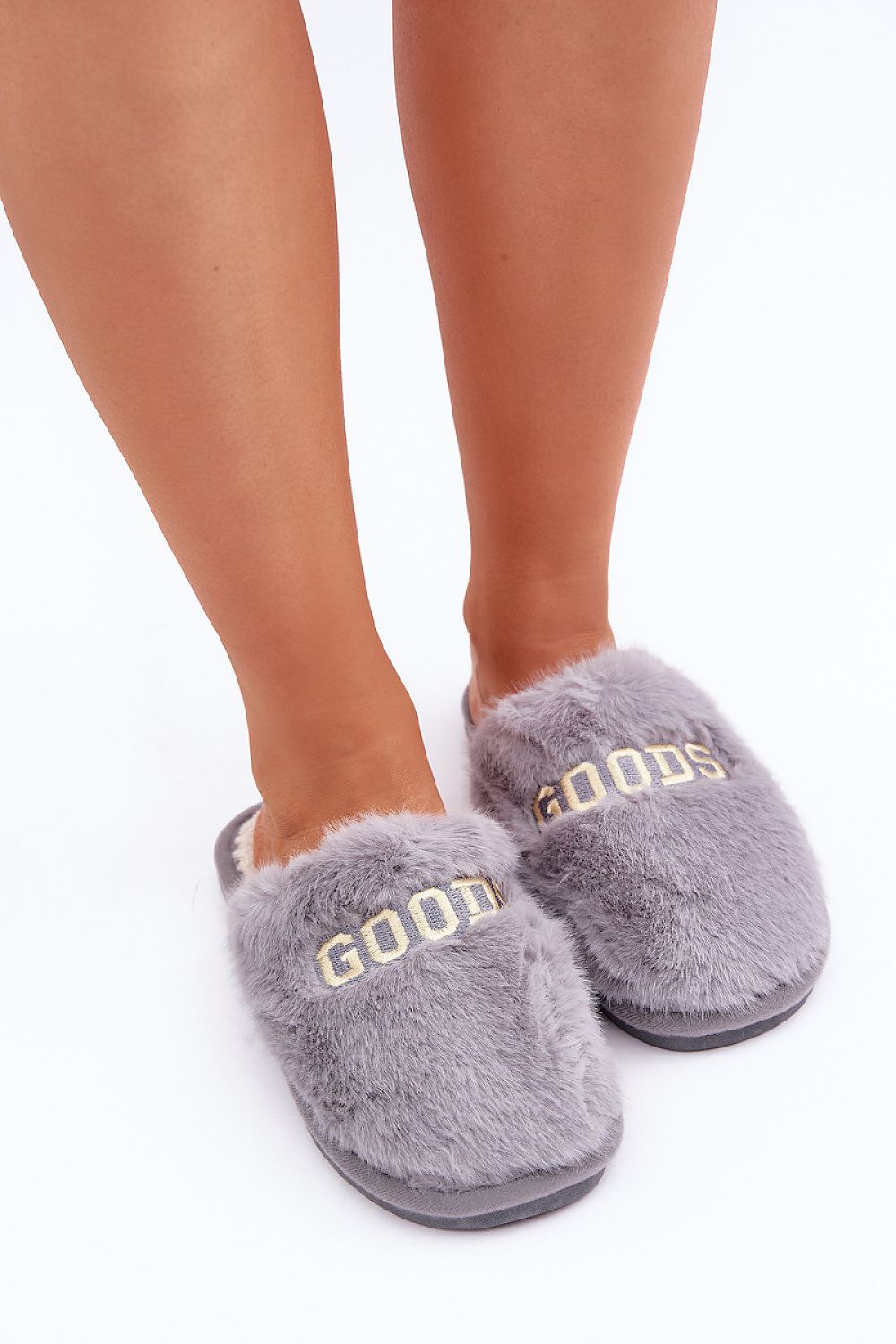 slippers model 204942 Step in style