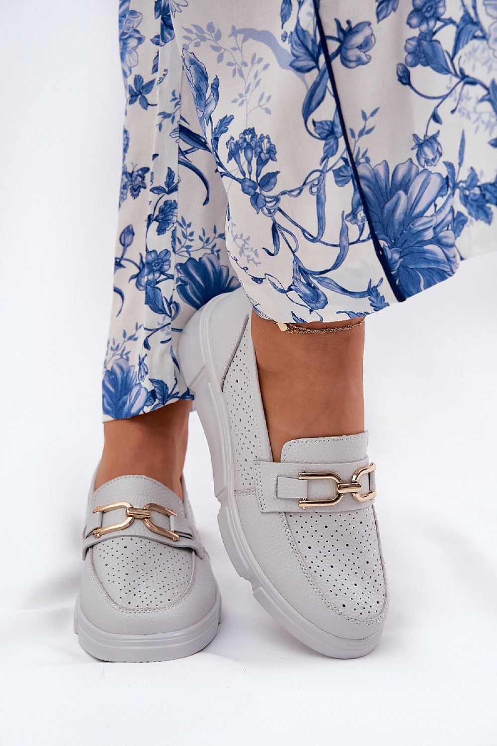 Moccassins model 211607 Step in style