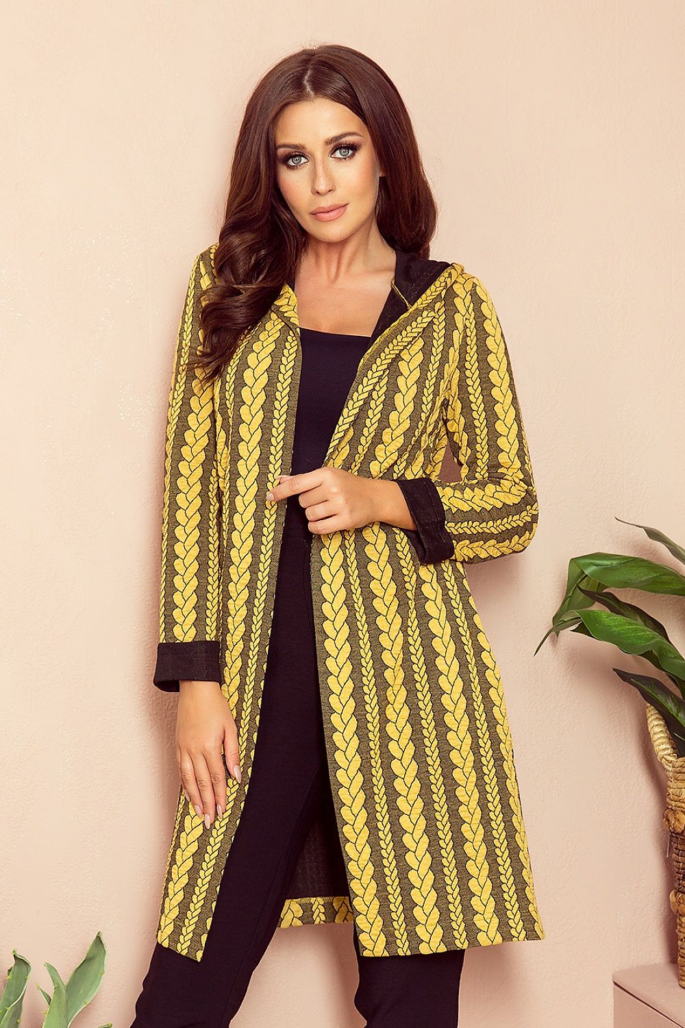 cardigan model 134422 Numoco