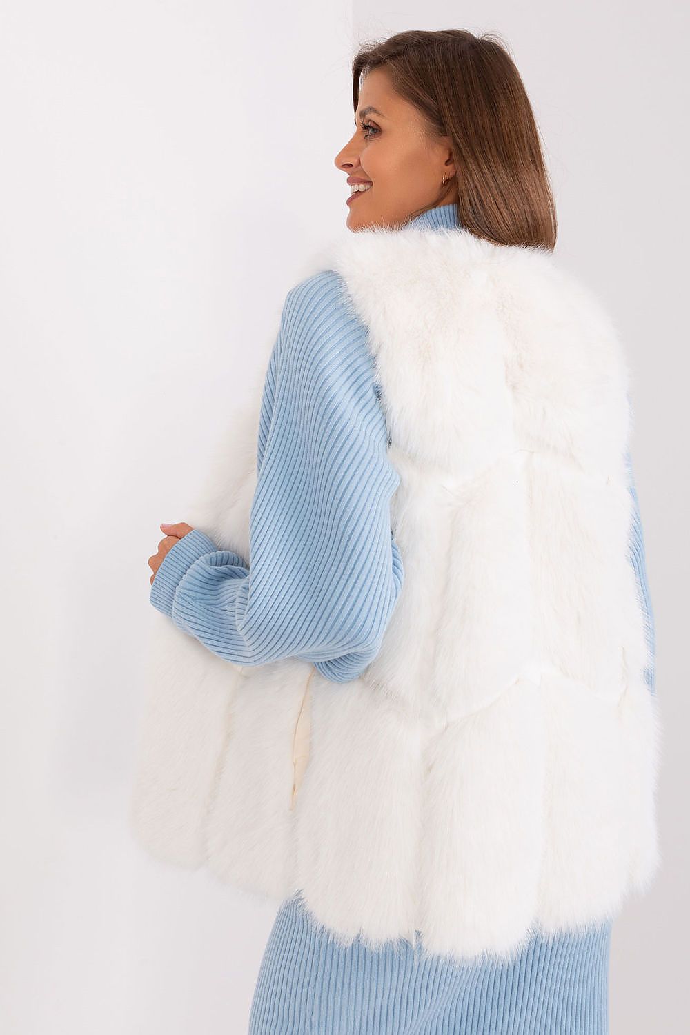  vest model 187533 AT 