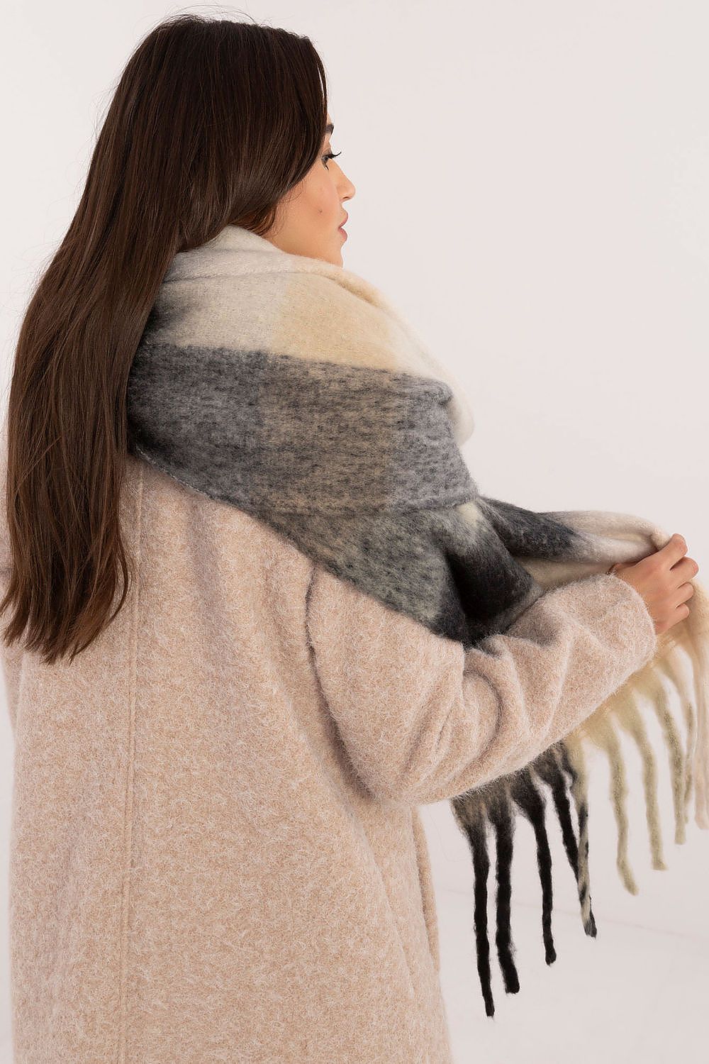  sjaal model 203176 AT 