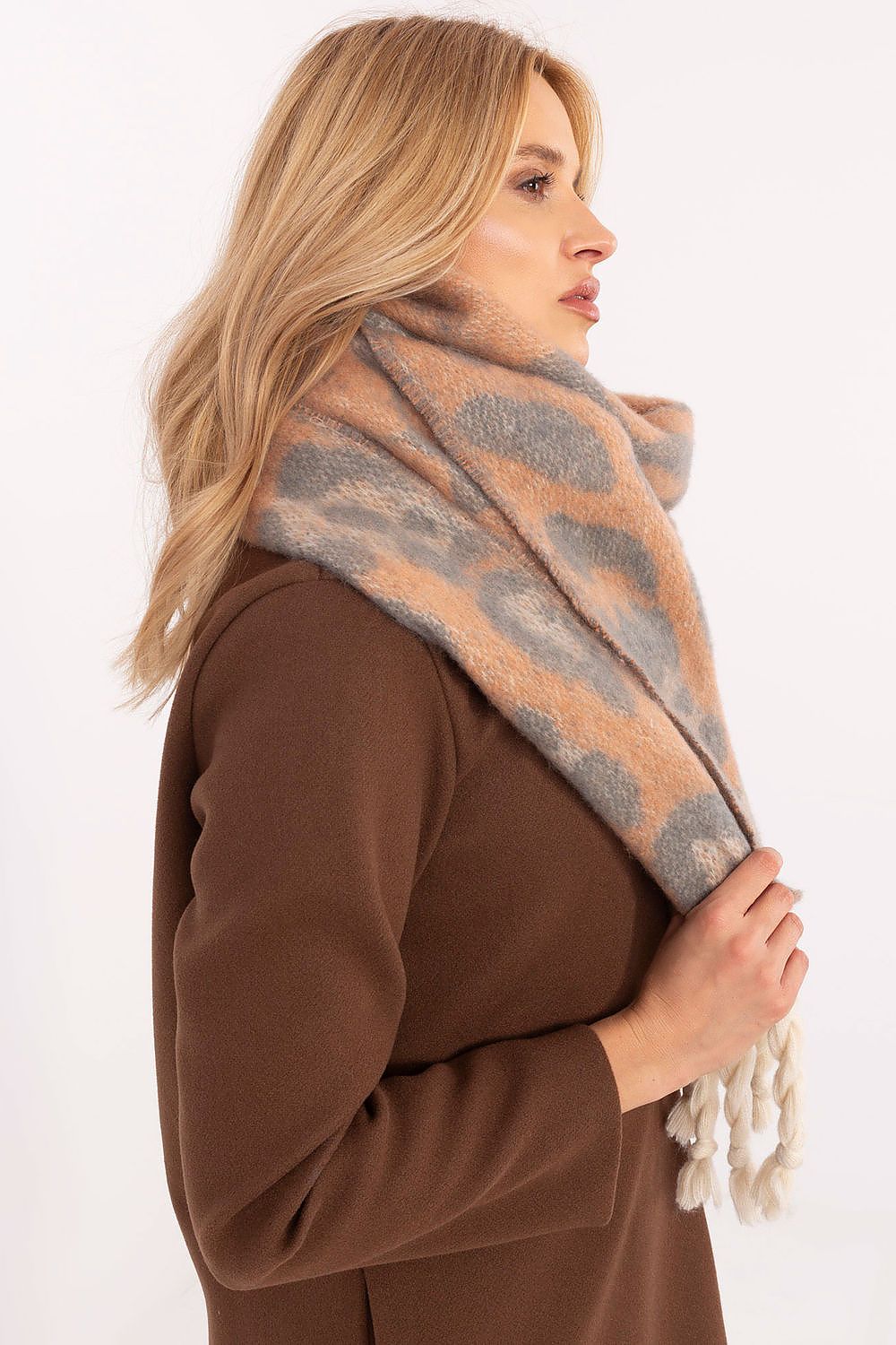  sjaal model 205964 AT 